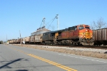 BNSF 4637 leads K865